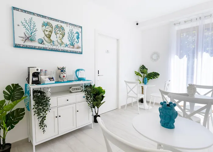 Elysia 3* ليباري